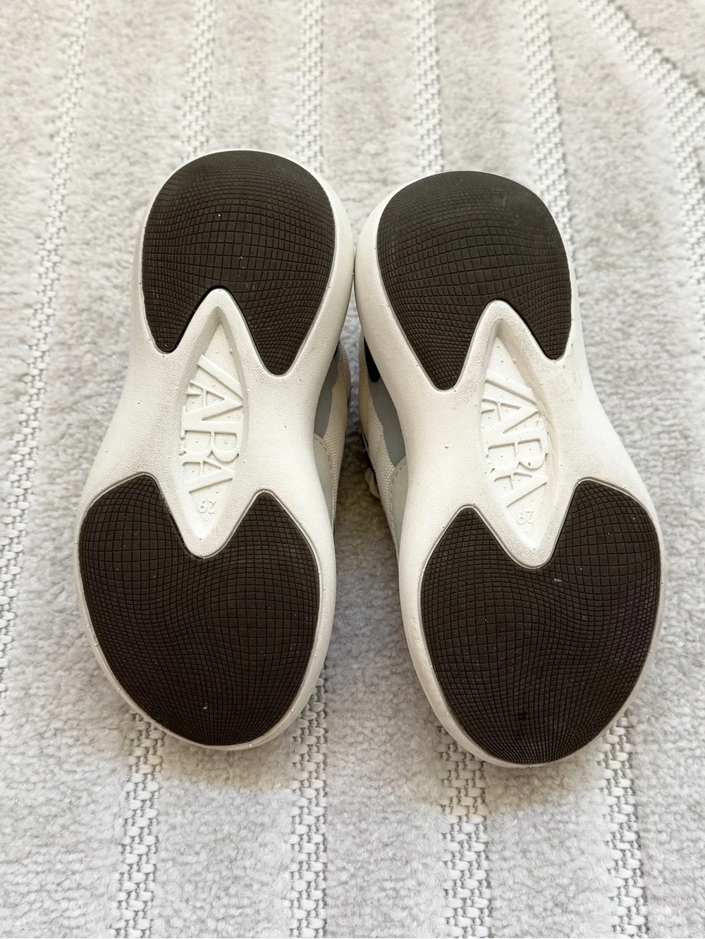 Zara Beige, Cream & Black Kids' Sneakers